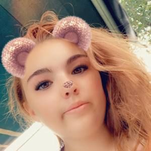 Meet your Posher, Valerie